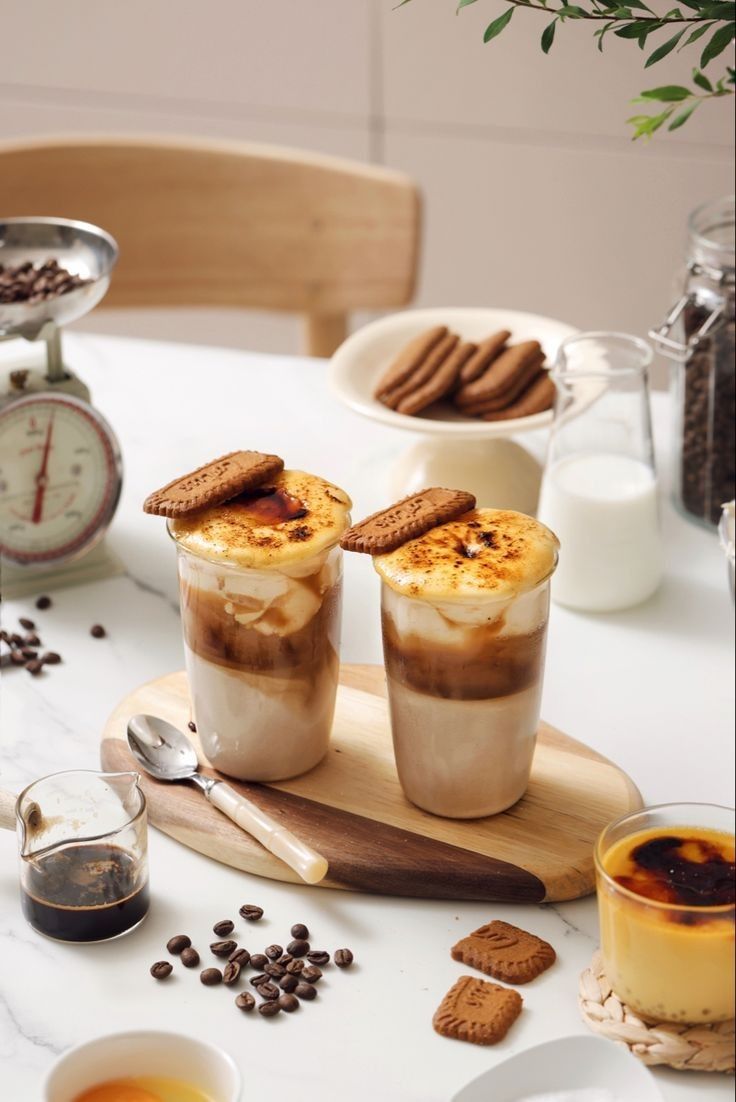 Coffee pour